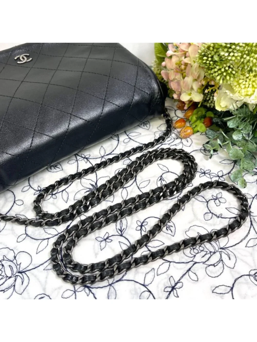 Chanel Chain Shoulder Bag Wallet Quilted